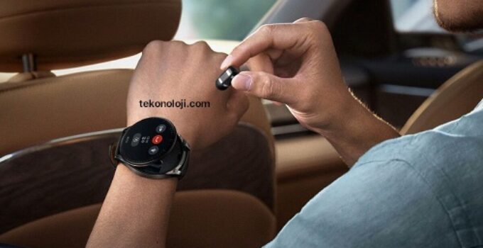 Huawei Watch Buds hide the earphones inside the smartwatch