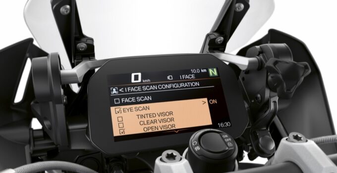 BMW iFace is the Face ID for motorcycles that eliminates the key