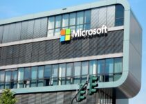 Google attacks Microsoft for anti-competitive practices