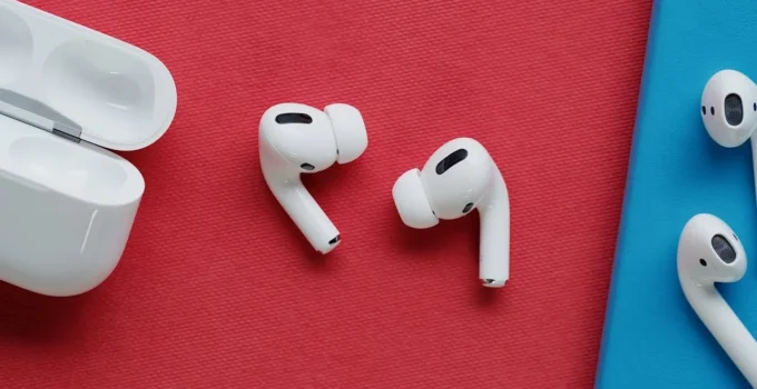 Apple Patents Flexible AirPods, Adapting Shape for Custom Fit and Comfort